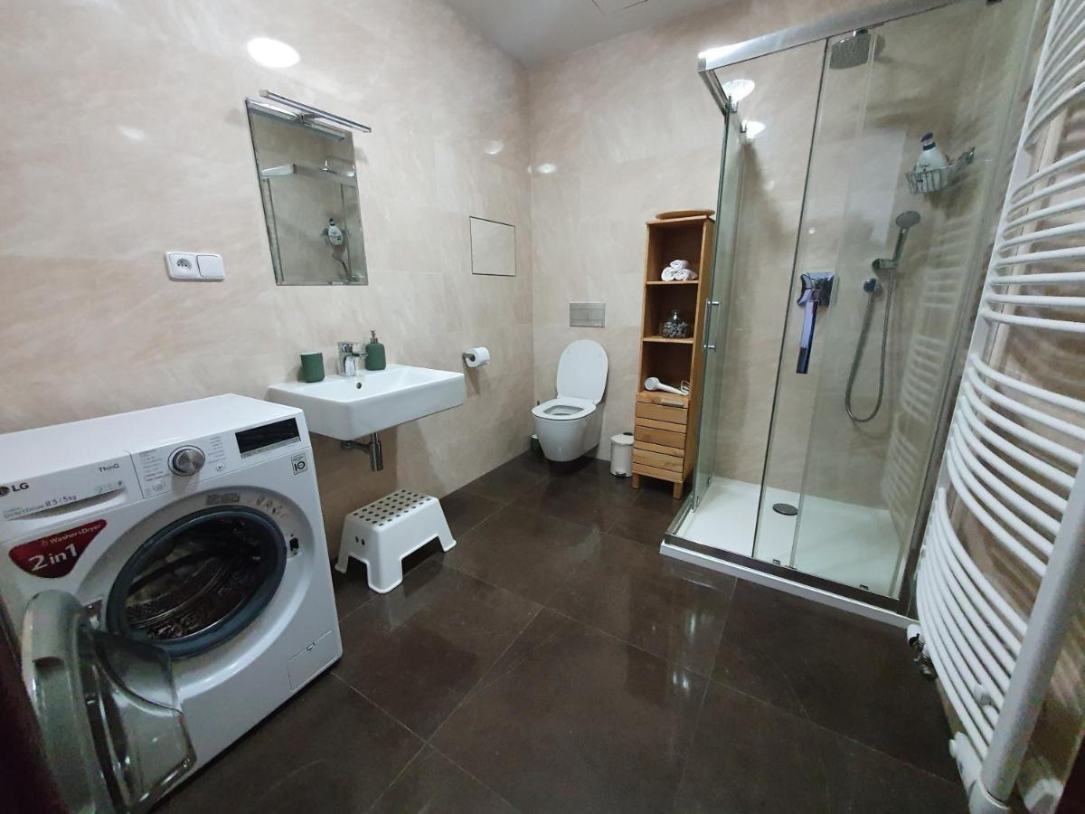 Апартаменты Apartman S Wellness Карловы Вары Экстерьер фото